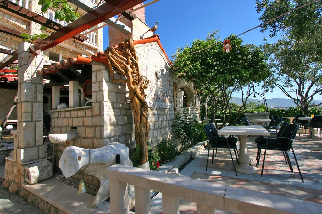 Villa Segetski Dvori - Tradition Since 1964 Donji Seget Exterior foto